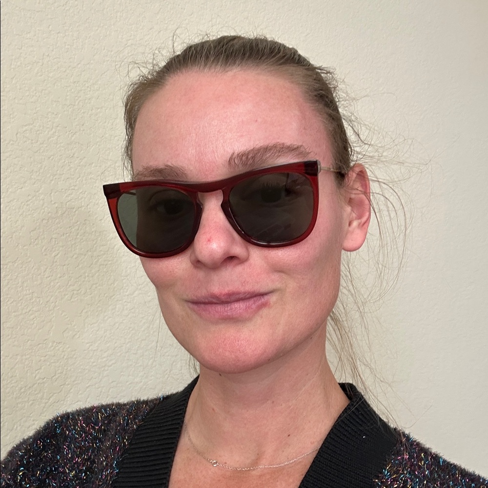 Celine Celine CL40020I Burgundy Sunglasses NWT includes Pouch and Cloth - Picture 14 of 17